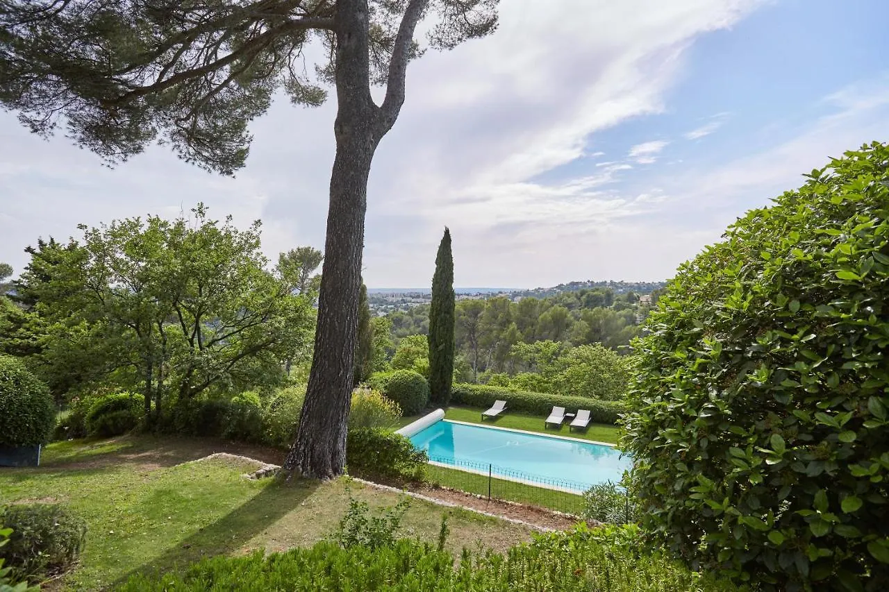Exclusif Appart Piscine Chauffee De Luxe 10 Min Centre Aixenpc Belvoir Sissi contacts
